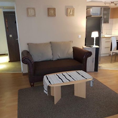 Koln-Bonn Appartment Веселинг Екстериор снимка